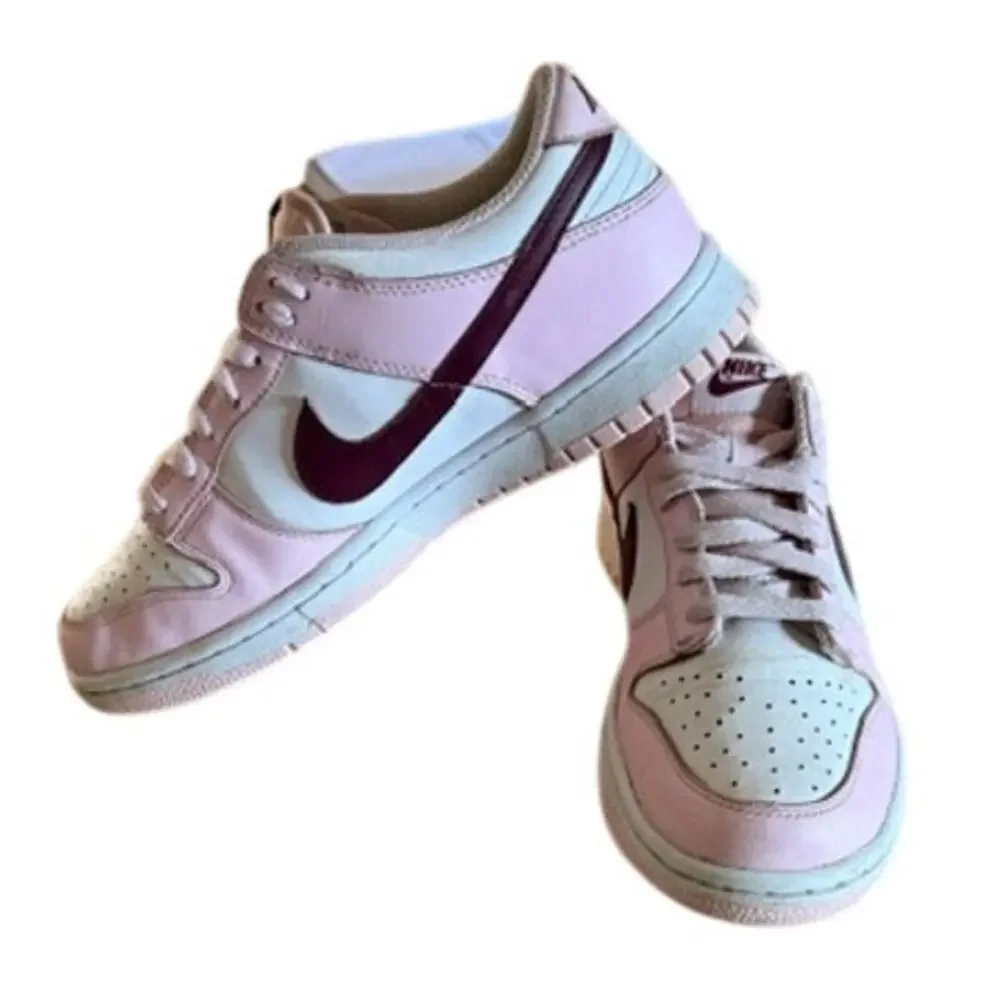 Nike Dunk Low Women’s Pink White Burgundy Sneakers Size 8.5